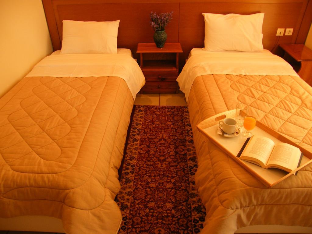Ξενοδοχείο Αφροδίτη- Hotel Aphrodite Nafpaktos Exteriör bild