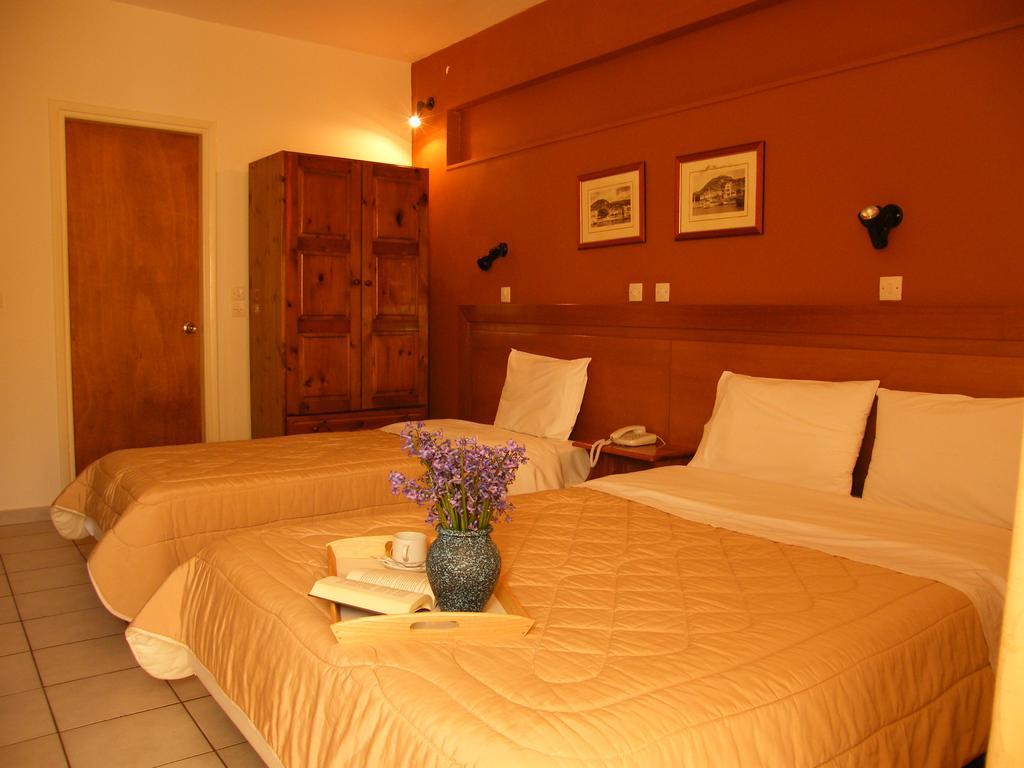 Ξενοδοχείο Αφροδίτη- Hotel Aphrodite Nafpaktos Exteriör bild